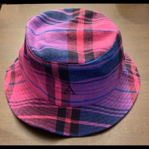 NWT Fluevog X Anian collaboration Bucket Hat size Small/Medium.